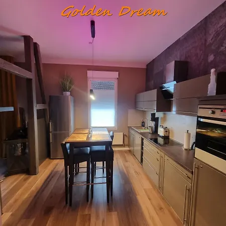 شقة Romantikapartment Golden Dream